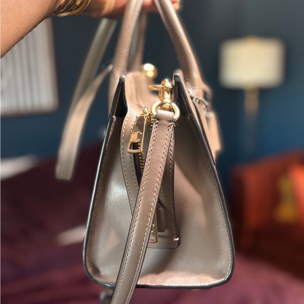 Coach Andrea Carryall – Refined Calf Leather (Gold/Dark Stone) - Picture 2 of 6